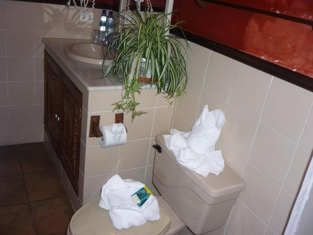 אנטיגואה גואטמלה Hotel Casa Noble חדר תמונה