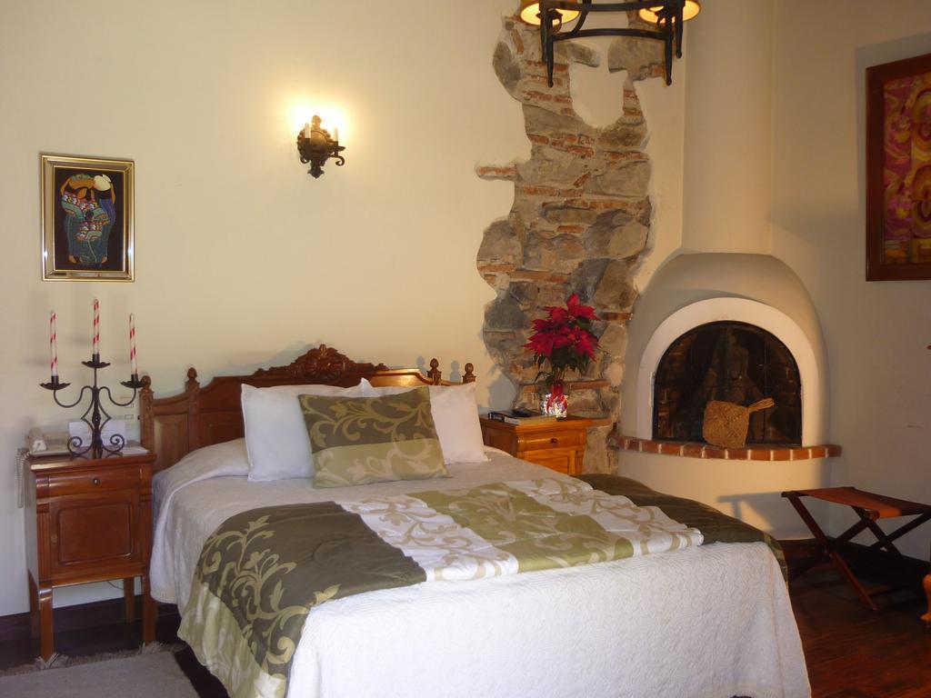 אנטיגואה גואטמלה Hotel Casa Noble חדר תמונה